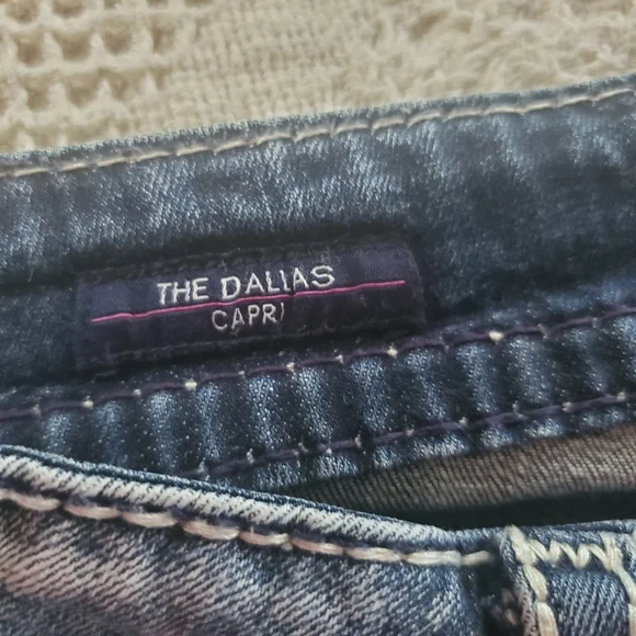 Women's Vigoss The Dallas Capri size 7/8 PLEASE READ FULL DESCRIPTION - Picture 6 of 15